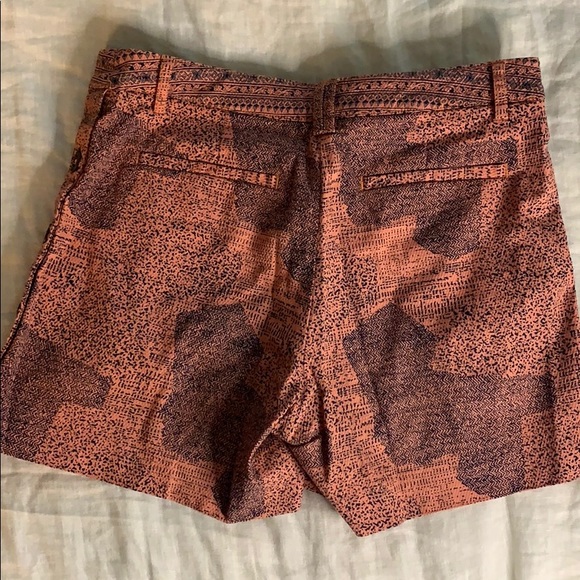 Fun coral print high waisted shorts - Picture 3 of 4